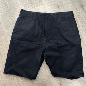 Men’s Guess black shorts